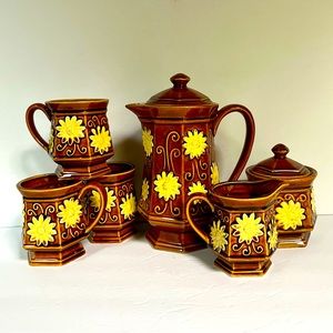 VTG Tea Set Inarco 70s Japan Daisy Teapot 3 Cups Cream Sugar Pedestal Brown